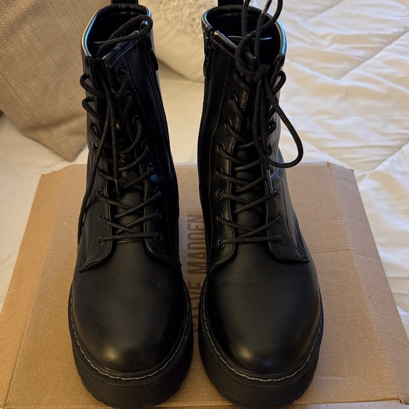Combat platform booties - Picture 1 of 5